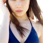 石田亜佑美 写真集 『 20th canvas 』